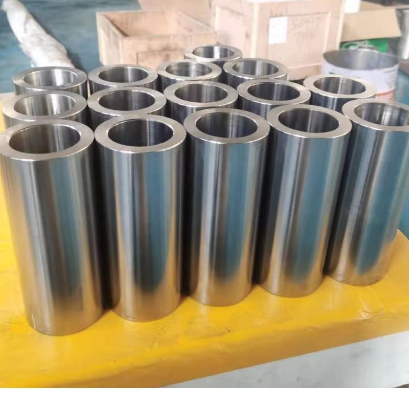 Propiedades termoelásticas y temperaturas C\'-Solvus de superalloys de un solo cristal Ni-base (3)